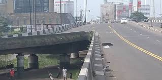 FG Shuts Down Eko Bridge, Lagos Lists Alternative Routes