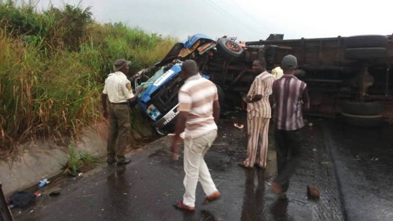 Lagos-Ibadan Expressway, truck