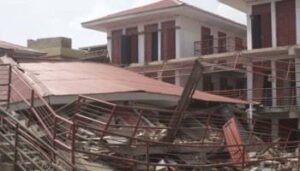 Workers Escape Death As 3-Storey Building Undergoing Construction Collapses In Lagos