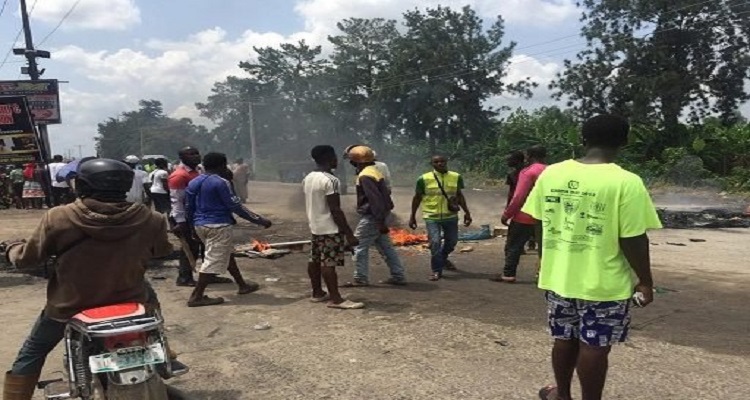 JUST IN: Pandemonium As Security Operative Shoots Okada Rider In Delta