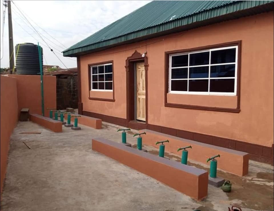 Pastor renovates 60-year-old dilapidated mosque where he used to play with his Muslim friends 