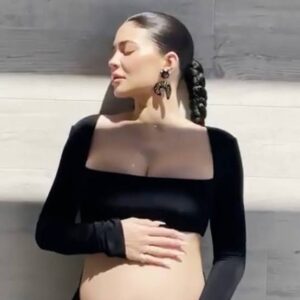 Kylie Jenner Confirms Rumors That She Is Pregnant