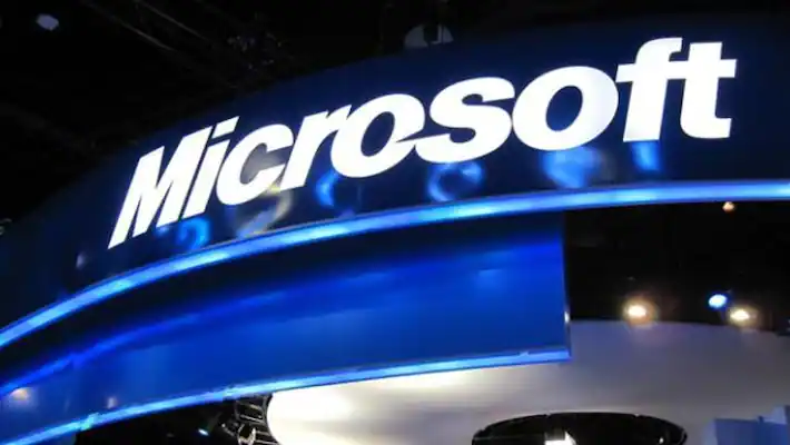 Microsoft Eclipses Apple as Largest U.S Company for First Time in 16 Months