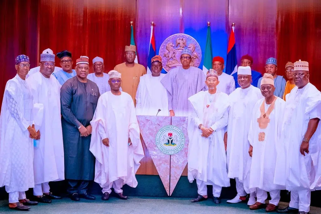 Buhari Finally Addresses Aggrieved APC Senators