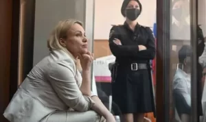 Putin orders arrest of Marina Ovsyannikova