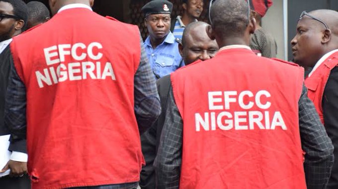 EFCC Parades Suspected Yahoo Boys In Delta State