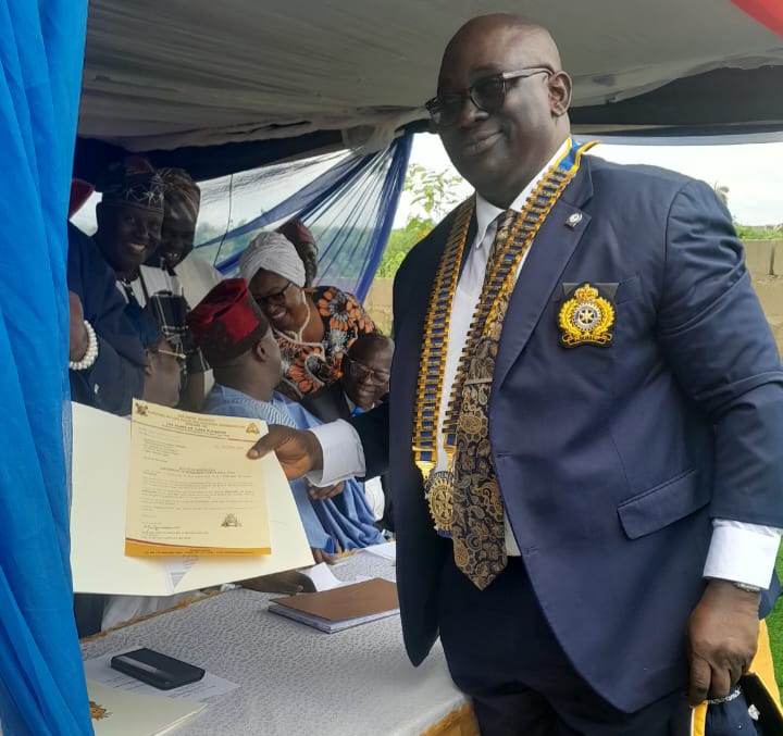 Rotary Club of Lagos president, Joseph Aikhigbe receiving his chieftaincy certificate as the Bobajiro of Ilara Kingdom