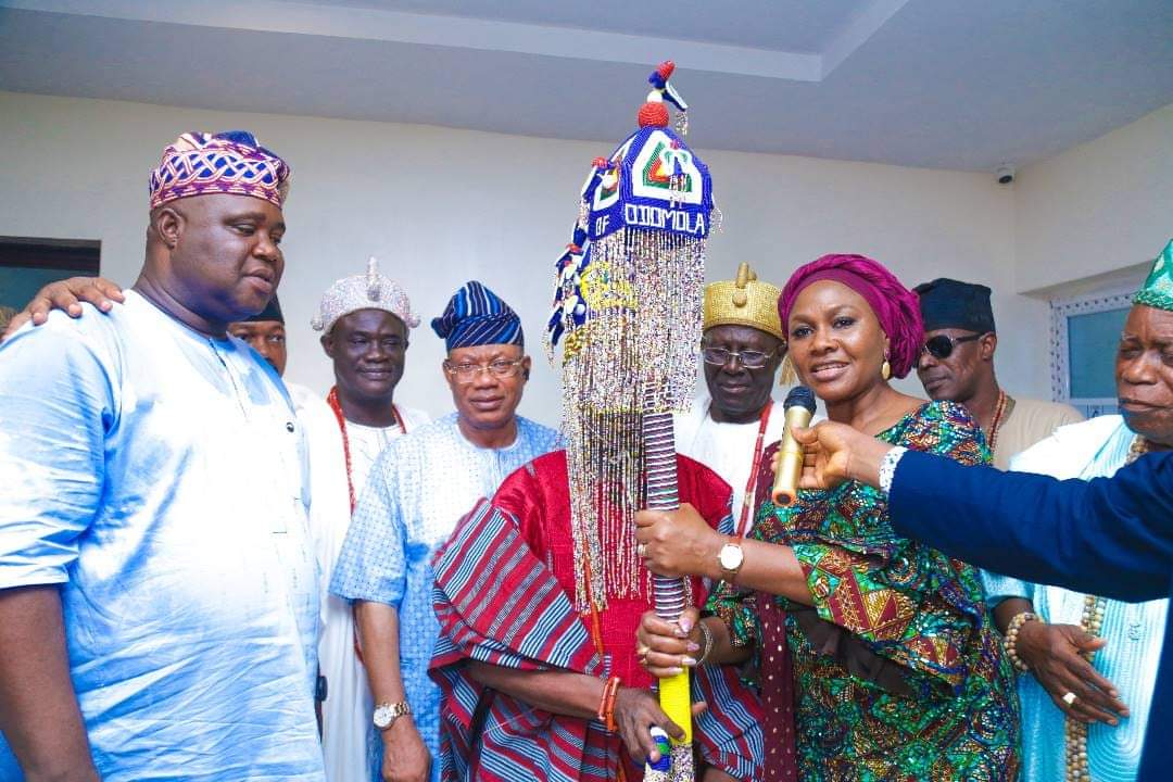 His Royal Majesty, Oba Adebowale Adeshina Sulaiman, the Omola of Odomola with his staff of office