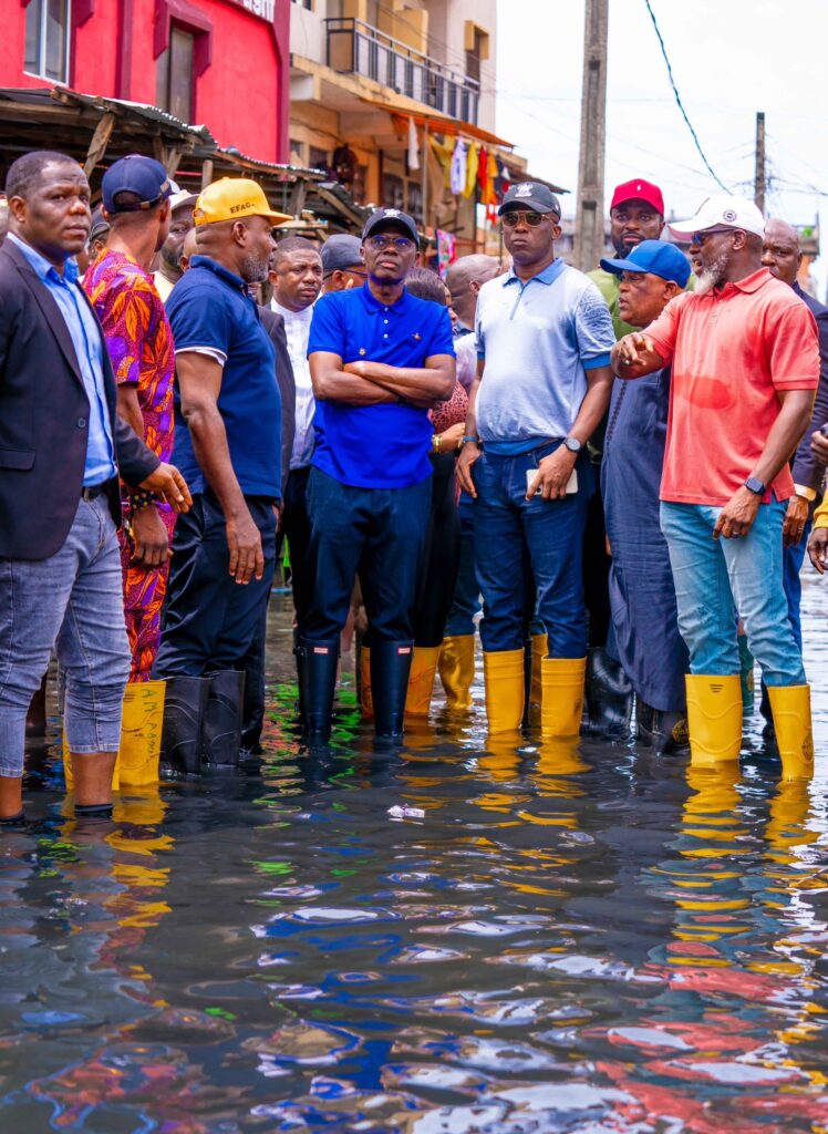 Lagos State Governor, Babajide Sanwo-Olu on an inspection tour of markets on Lagos Island