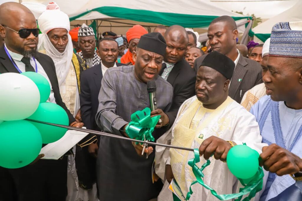 Minister of State for Health and Social Welfare, Dr. Tunji Alausa, commissioning the CHPRBN office complex