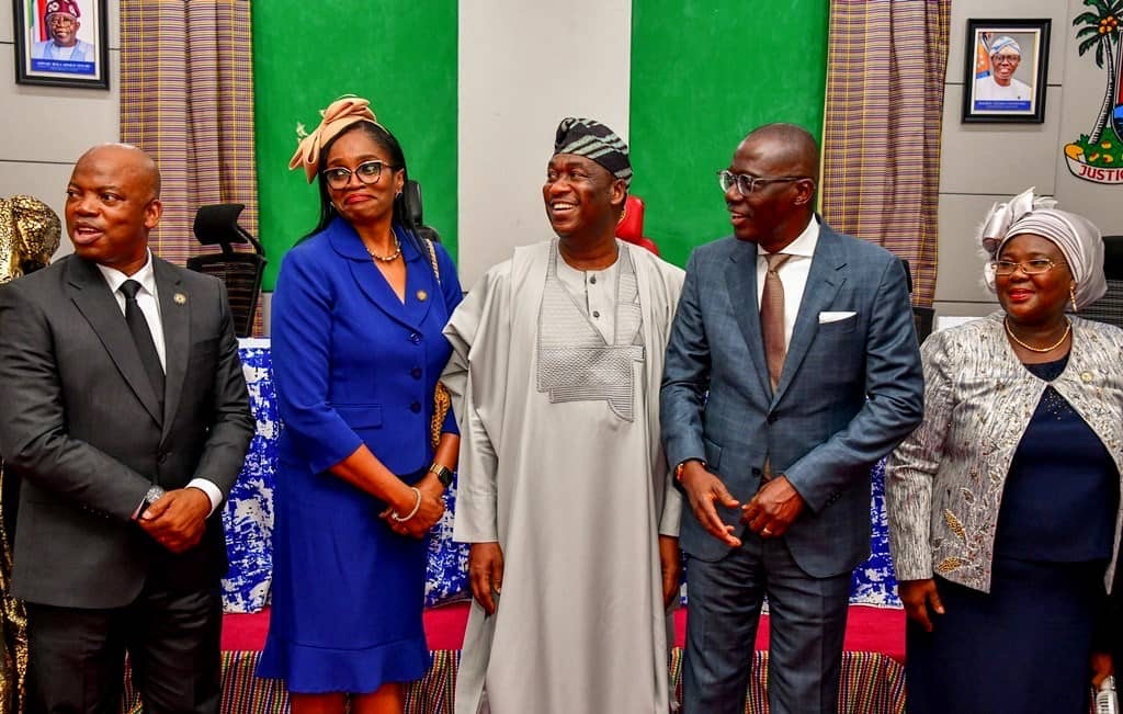 l-r: Newly appointed Permanent Secretary, Cabinet Office, Mr. Gbolahan Ogunsanya; newly appointed Special Adviser (Health), Mrs. Kemi Ogunyemi; Deputy Governor of Lagos State, Dr. Obafemi Hamzat; Governor Babajide Sanwo-Olu and another new Permanent Secretary, Teaching Service Commission (TESCOM), Mrs. Motilayo Iyabo Seriki-Bello during the swearing-in ceremony of a new cabinet member and two Permanent secretaries, at the Lagos House, Alausa, Ikeja, on Friday, 03 November 2023.