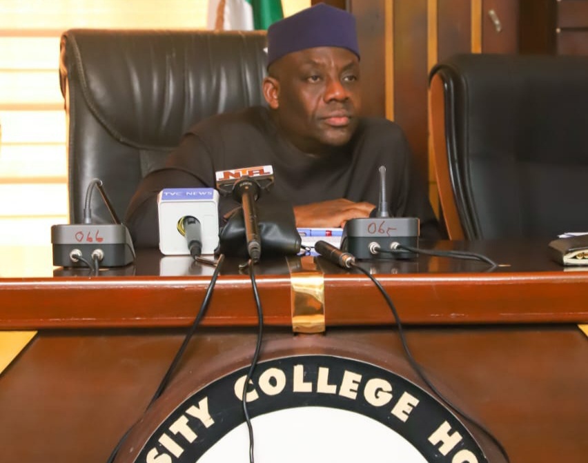 Minister of State for Health and Social Welfare, Dr. Tunji Alausa, at UCH, Ibadan