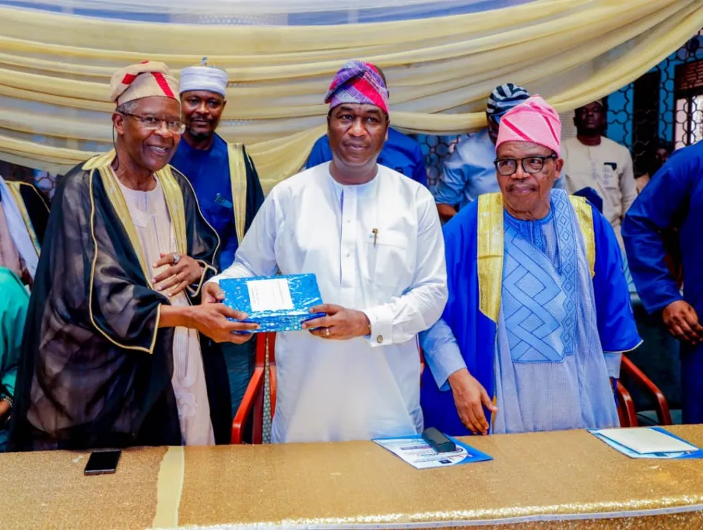 Sanwo-Olu, Islamic Clerics Urge Patience, Prayers Amid Economic Challenges 