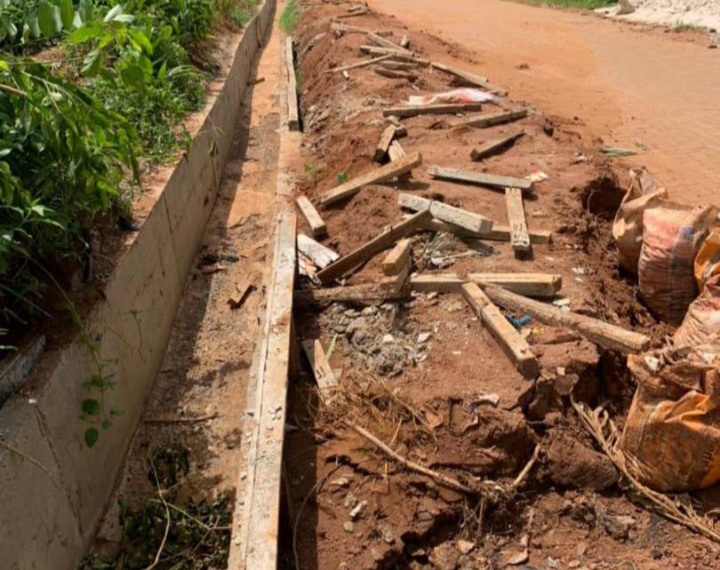 The concrete drainage system along Koyo Road in Agbowa, Ikosi-Ejinrin LCDA, Lagos