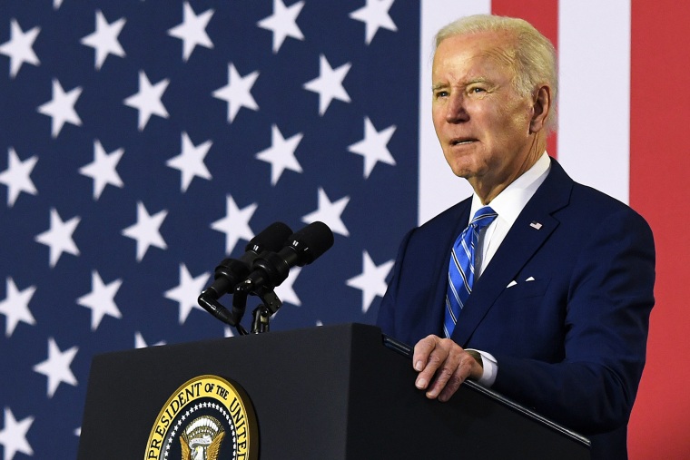 President Biden Highlights Japan's Economic Struggles Amidst Xenophobia Concerns