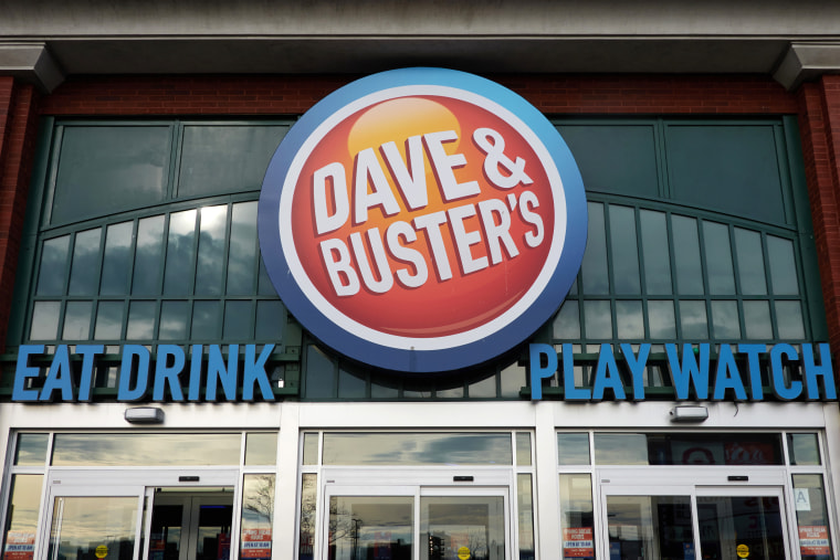 Controversy Brews as Dave & Buster’s Faces Criticism Over Arcade Betting Initiative"