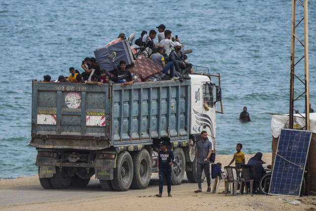 Gaza Residents Flee as Israeli Military Expands Operations in Southern City