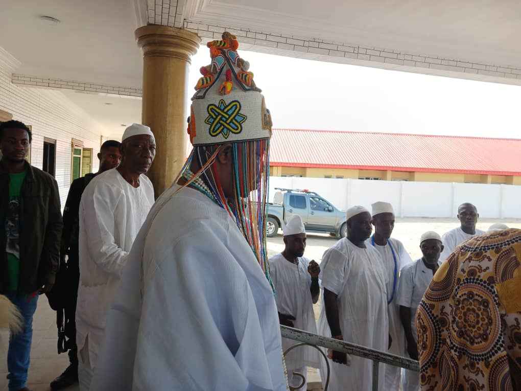 Oniladaba Of Ladaba Oba Sikiru Nereni Backs Epe Monarchs' Plea for Basic Amenities From FG