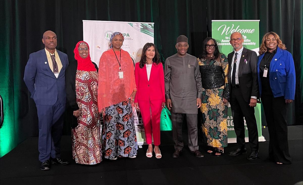 Dr. Diana Ramos, California Surgeon General (Middle Left) and Dr. Tunji Alausa, Nigeria's Minister of State for Health and Social Welfare (Middle Right) after the minister met with ANPA members in California