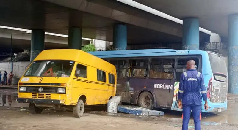 Lagos Roads: Multi-Vehicle Collision Leaves Scores Injured