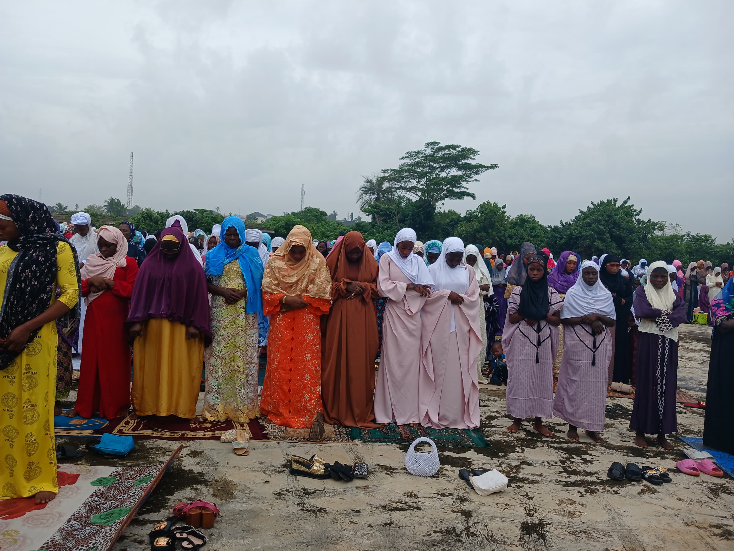 Oloja of Epe Urges Muslims to Embrace Faith and Generosity During Eid Celebration