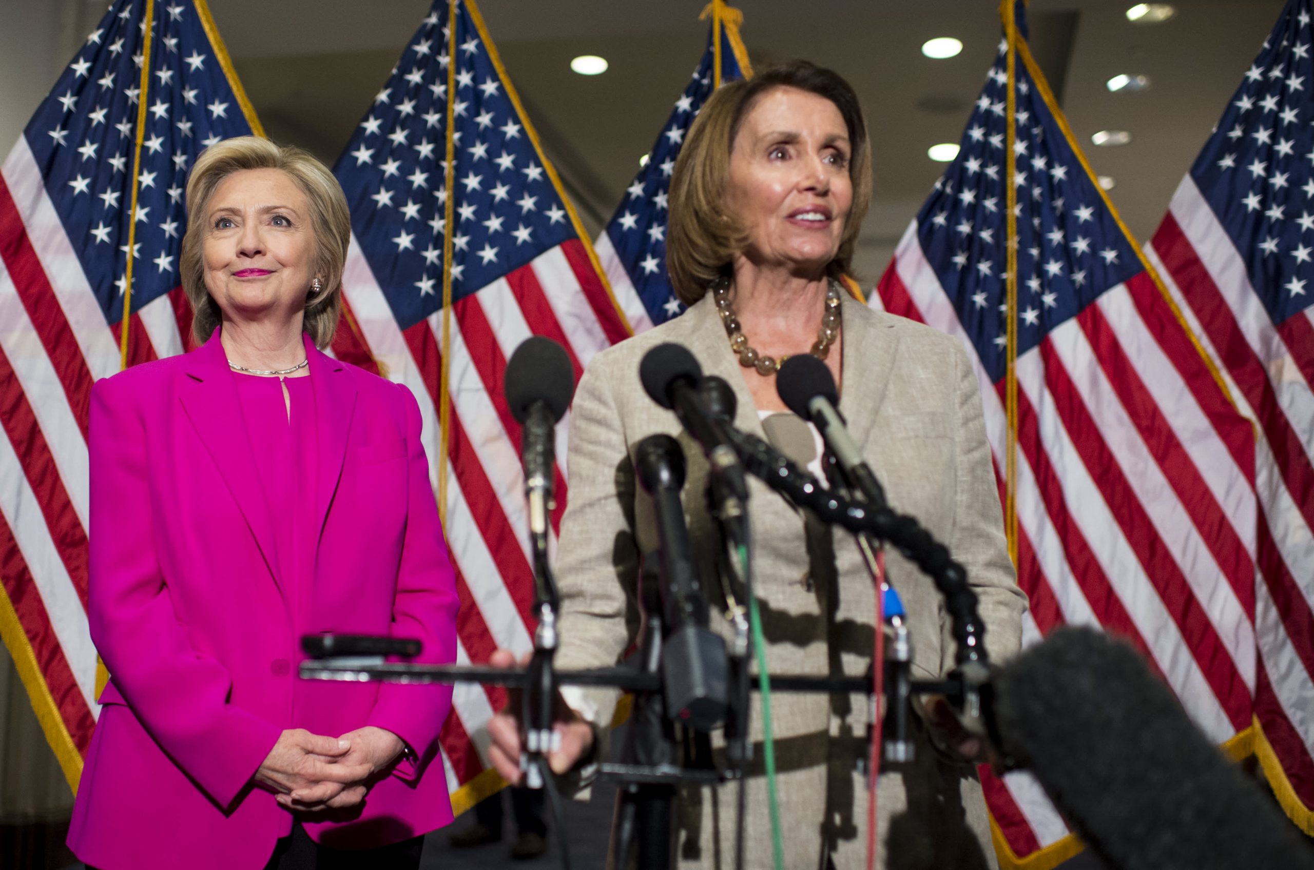 Clinton, Pelosi Applaud Biden's Decision, Endorse Harris