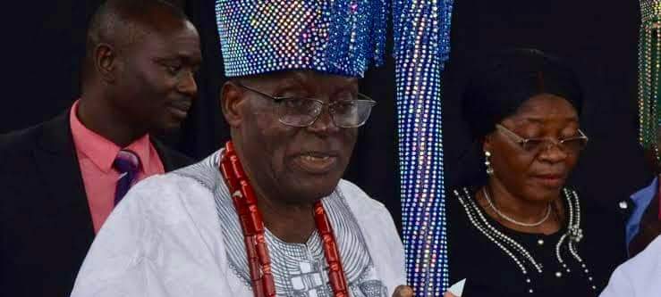 Makinde Hands Over Staff of Office to Olubadan