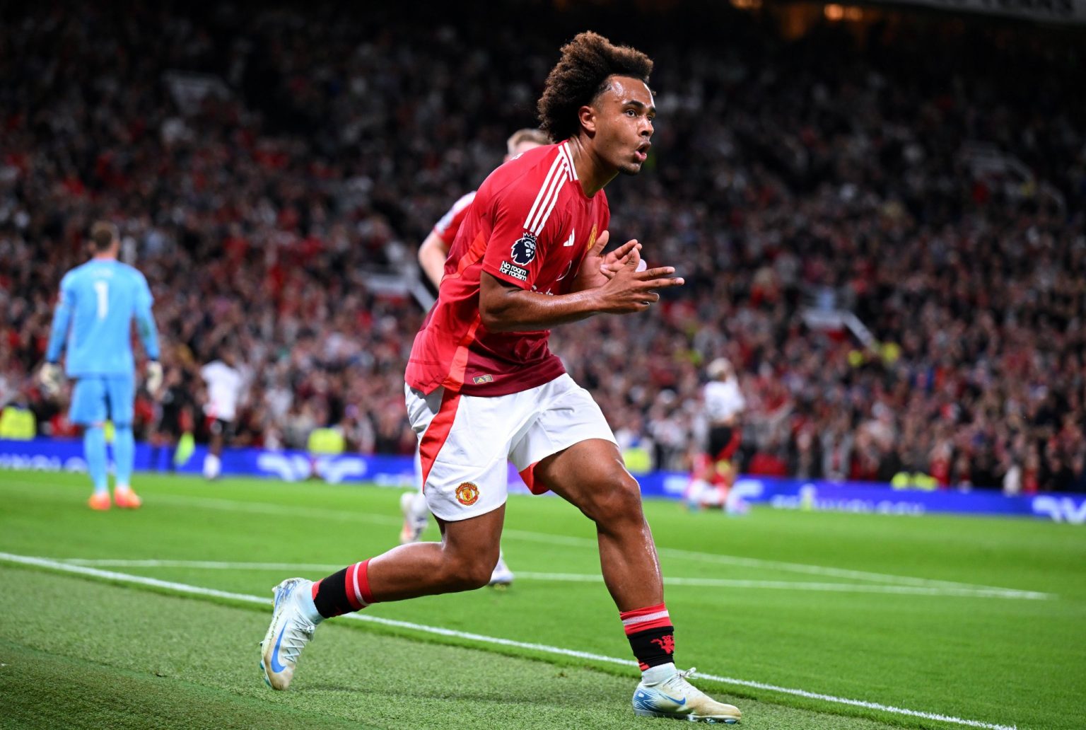 Zirkzee Man United Fulham