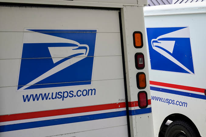 USPS Workers Accused of Mail Theft After Gift Card Goes Missing