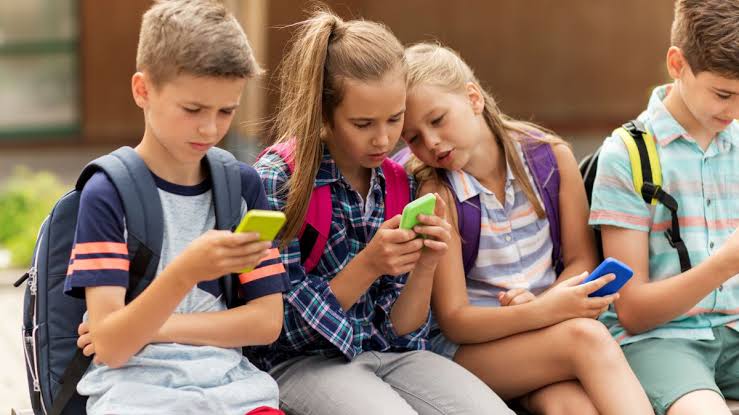 Australia Enacts Landmark Social Media Ban for Under-16s