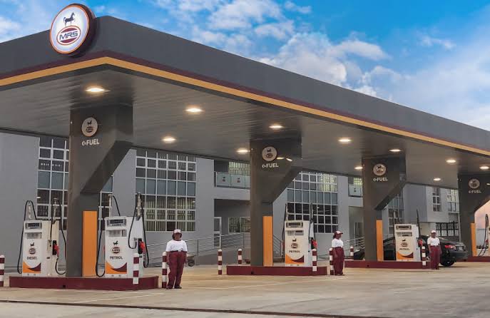  Dangote Refinery Partners with MRS to Sell Petrol at N935/Litre