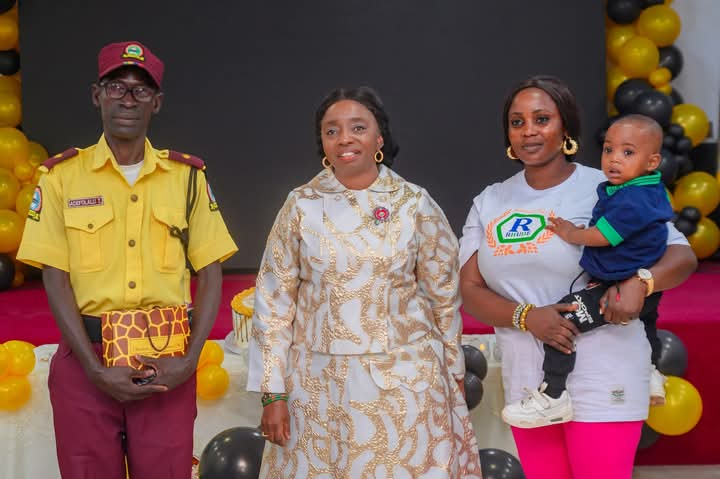 LASTMA: Dr. Ibijoke Sanwo-Olu Celebrate Lagos Dancing Officer