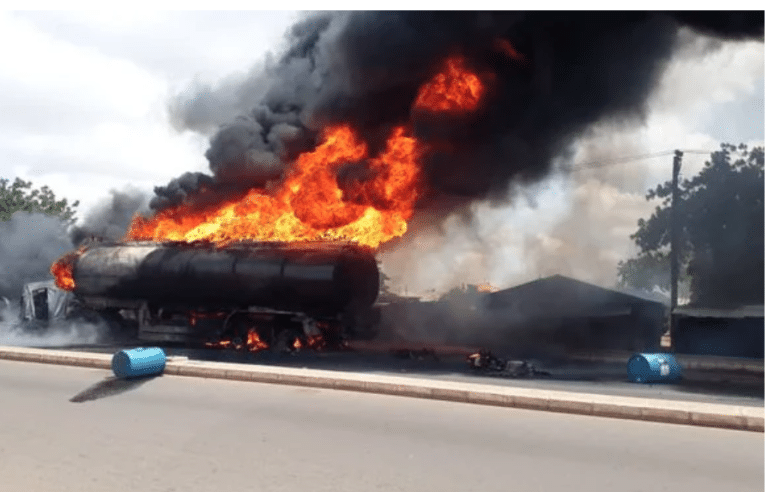 Fuel Tanker Explodes Niger