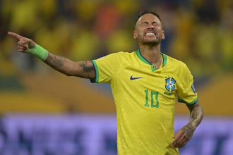 Neymar Tests Positive for COVID-19