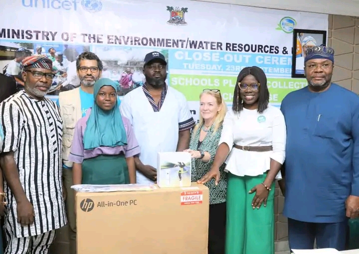 UNICEF, Lagos State Empower Youth Through Schools Plastic Collection Programme