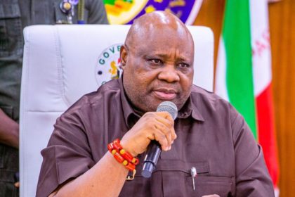 ‎APC Criticizes Adeleke Over Distribution of 20,000 SIM Cards to Osun Workers