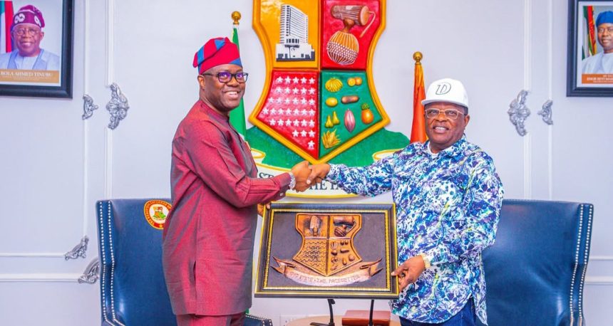 Oyo State Governor, Seyi Makinde (left) and Minister of Works, David Umahi (right) during the minister's working visit to Ibadan on August 31, 2023