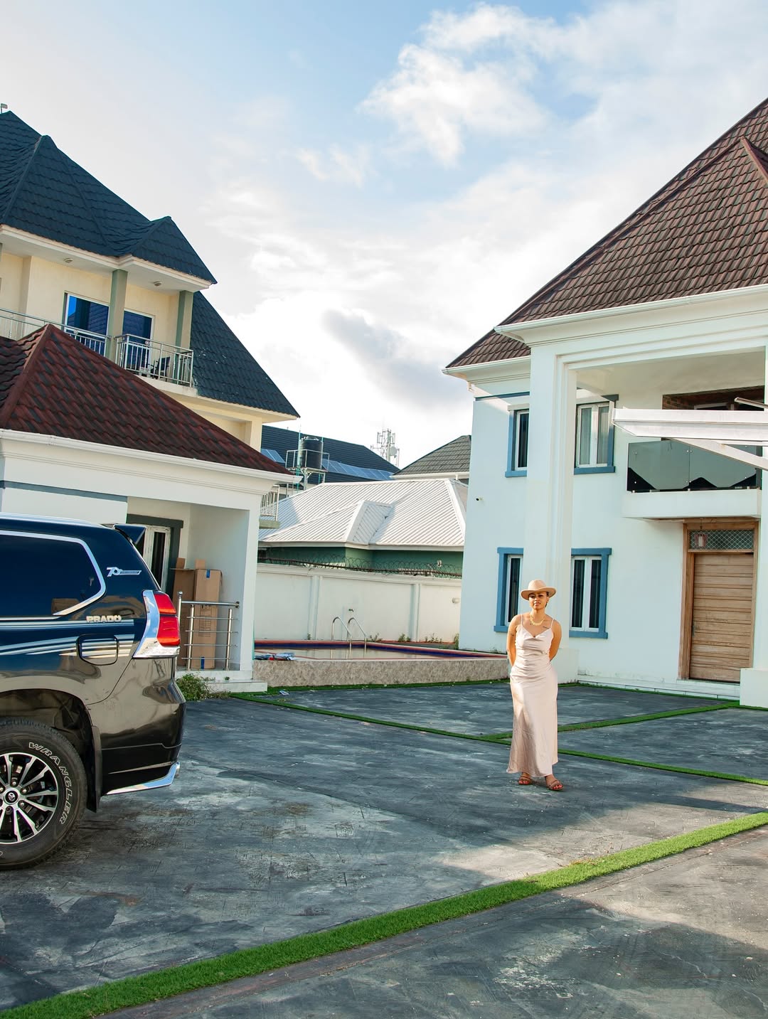 Regina Daniels shows off new mansion amid marriage troubles
