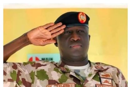 Army Chief Urges Troops to Stay United
