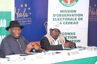 Jonathan Stranded In Guinea Bissau