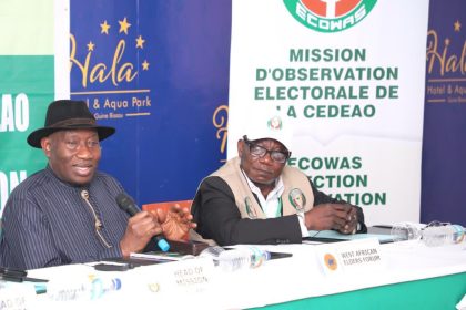 Jonathan Stranded In Guinea Bissau