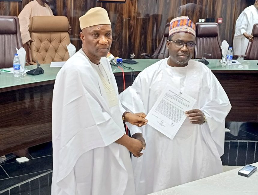 Tella Sworn In As New Oyo REC