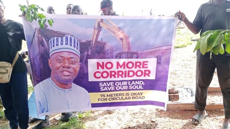 BREAKING: Ibadan Residents Protest Road Expansion