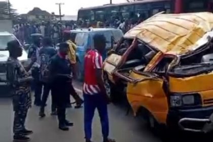 Speeding Bus Collides With Parked Truck in Lagos, One Dead