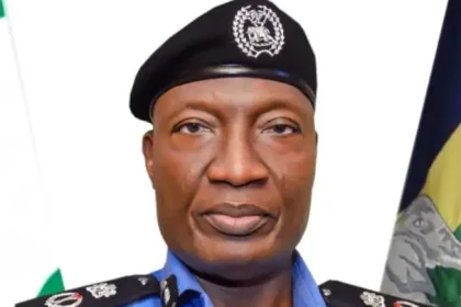 Phone Searches on the Road Are Illegal - Lagos CP