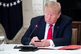Trump Approves Christmas Bonus for US Troops