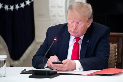 Trump Approves Christmas Bonus for US Troops