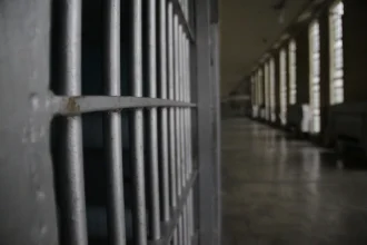 Court Sentences Press Worker to Life Imprisonment for Abusing Minor