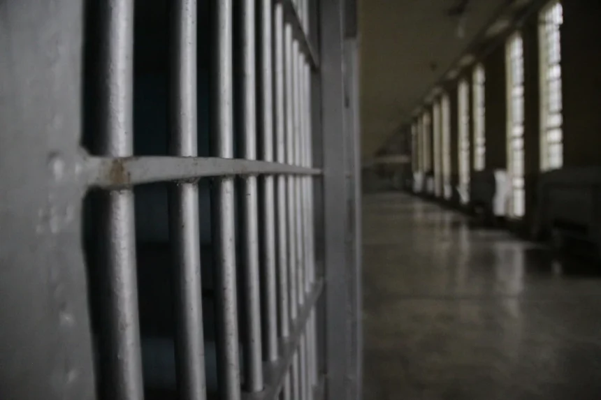 Court Sentences Press Worker to Life Imprisonment for Abusing Minor