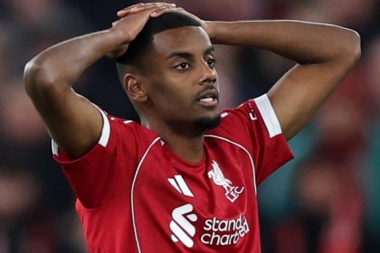 Liverpool Confirm Alexander Isak Surgery After Leg Fracture